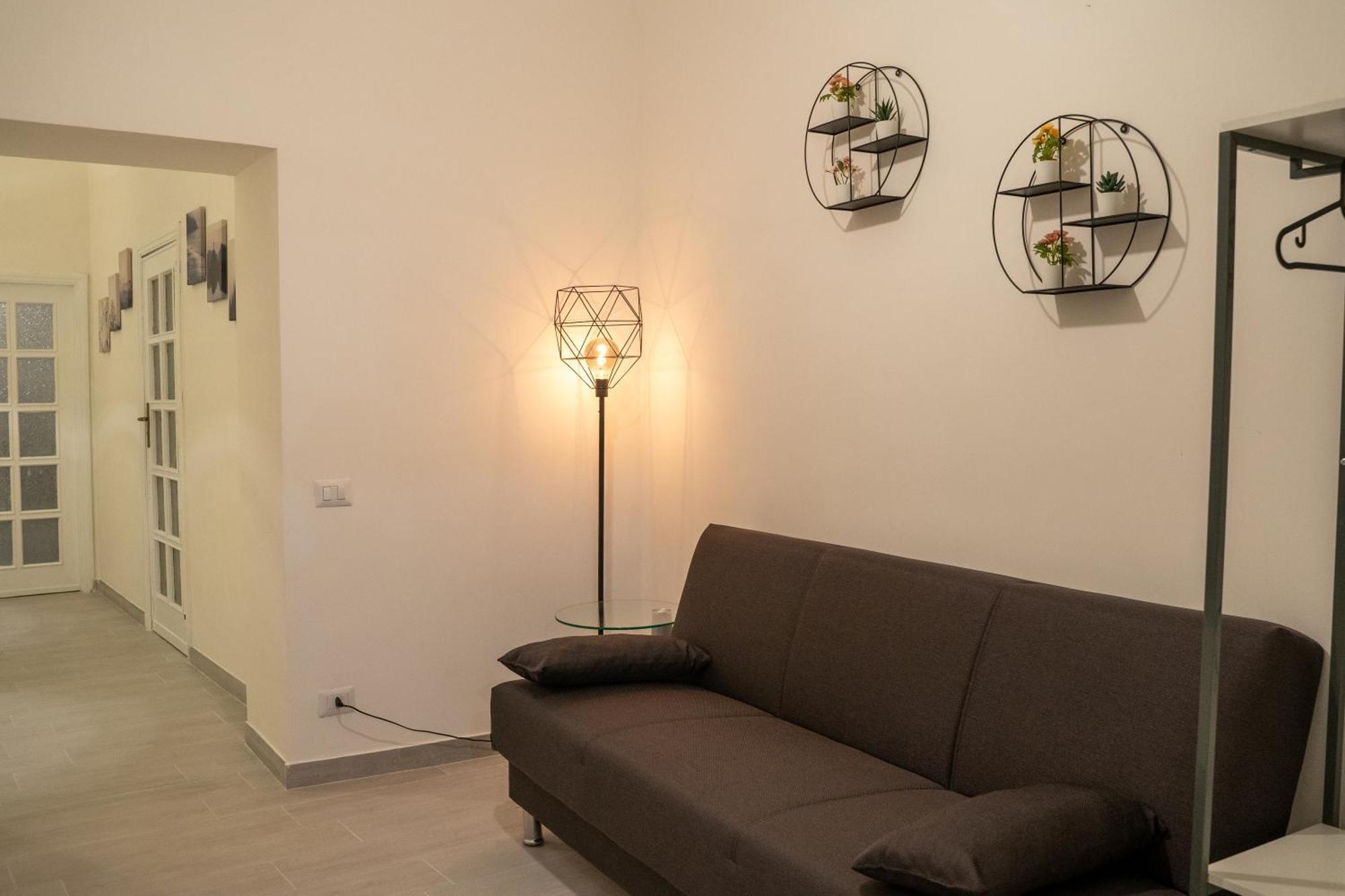 Dietro Al Plebiscito Luxury Suite Neapel Exterior foto